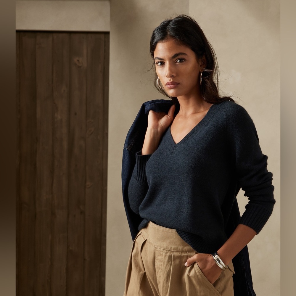 Banana Republic Essential Sweater